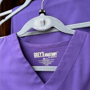 Grey's Anatomy Vivid Violet Scrub set